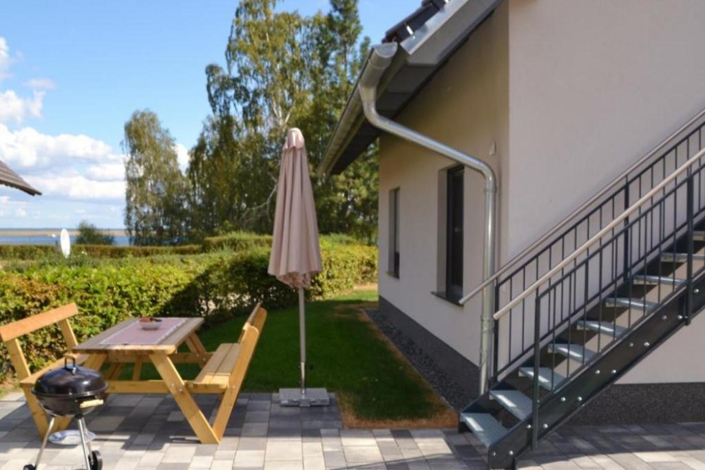 U16 Og - Komfortable Ferienwohnung Mit Kamin, Wlan Und Seeblick Marienfelde Eksteriør billede